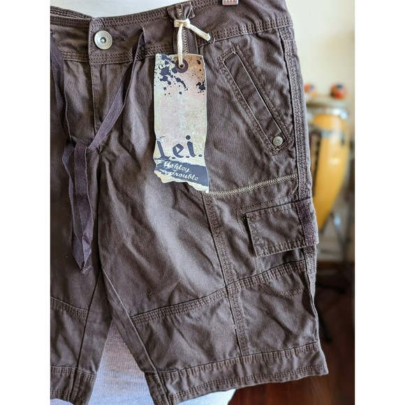 NWT L.E.I. Ashley Trouble Capris Sz 9 - Picture 13 of 13